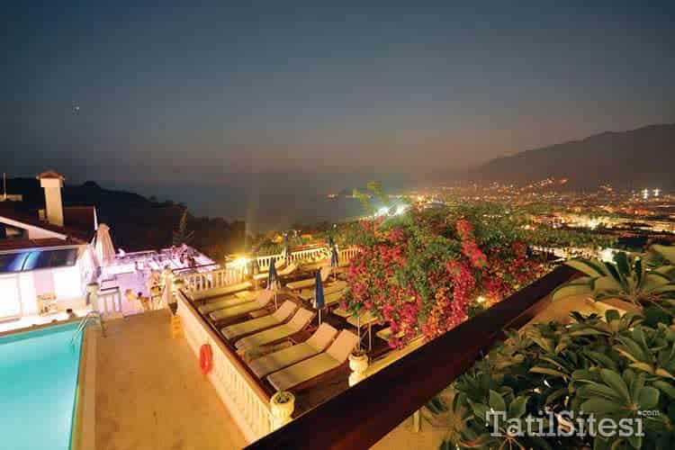 Sunny Hill Alya Hotel